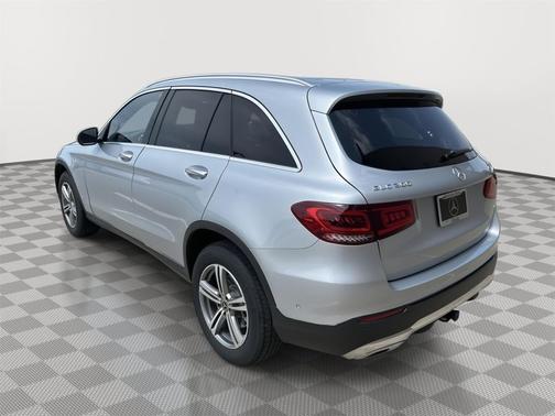 Cirrus Silver Metallic 2022 Mercedes-Benz GLC 300 4MATIC