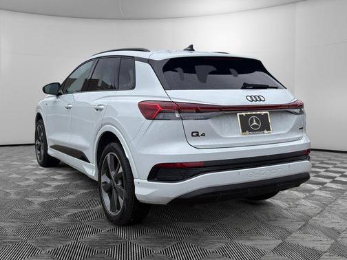 2024 Audi Q4 e-tron Prestige 50 quattro