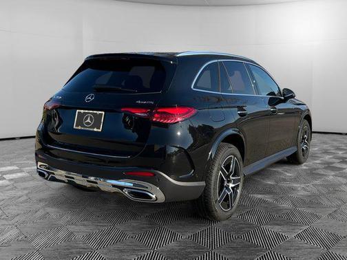 2026 Mercedes-Benz GLC 300 4MATIC