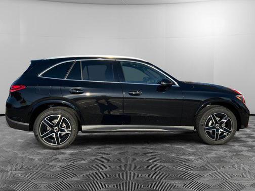 2026 Mercedes-Benz GLC 300 4MATIC