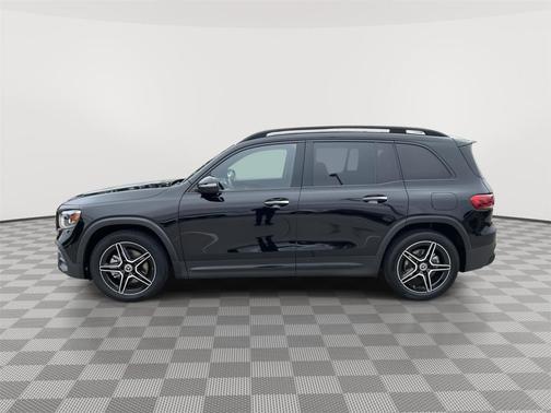 Night Black 2023 Mercedes-Benz GLB 250 4MATIC
