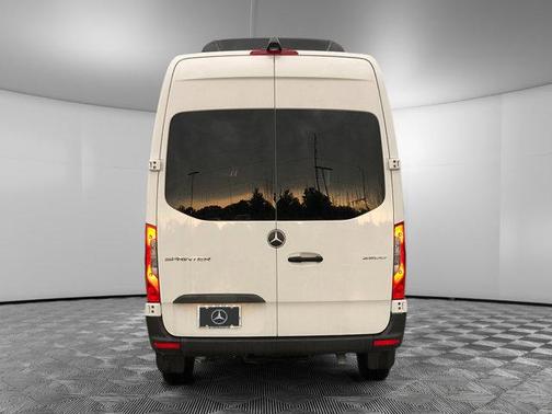 2024 Mercedes-Benz Sprinter 2500 Standard Roof