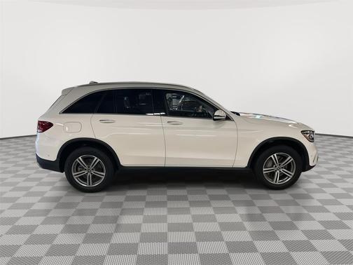 Polar White 2022 Mercedes-Benz GLC 300 4MATIC