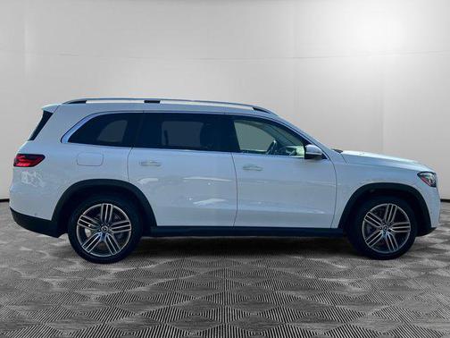 2024 Mercedes-Benz GLS 450 4MATIC