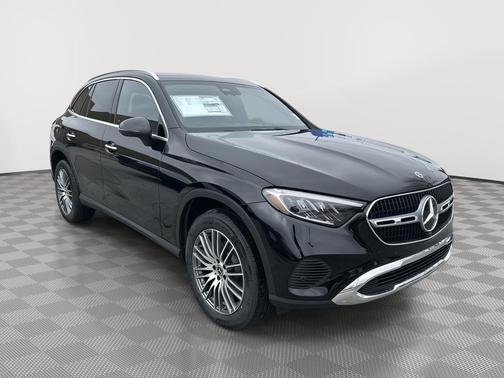BLACK 2026 Mercedes-Benz GLC 300 4MATIC