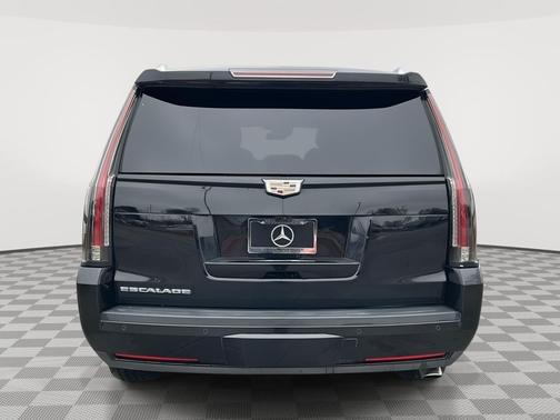 2020 Cadillac Escalade Premium Luxury