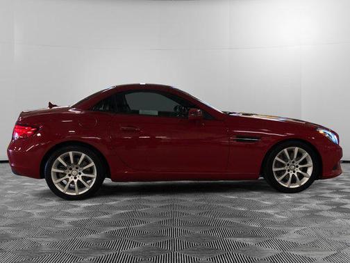2017 Mercedes-Benz SLC 300 SLC 300