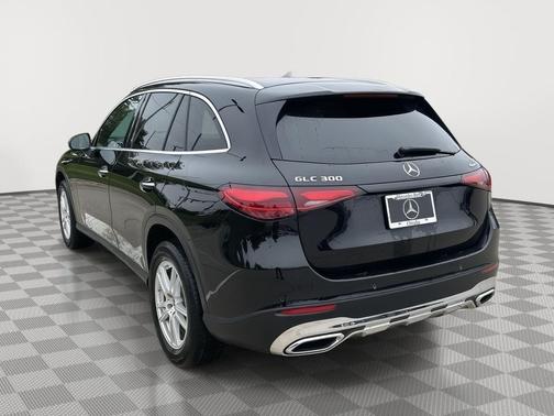 Black 2023 Mercedes-Benz GLC 300 4MATIC