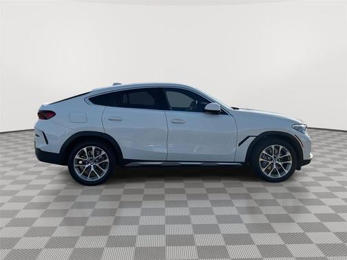 2022 BMW X6 xDrive40i