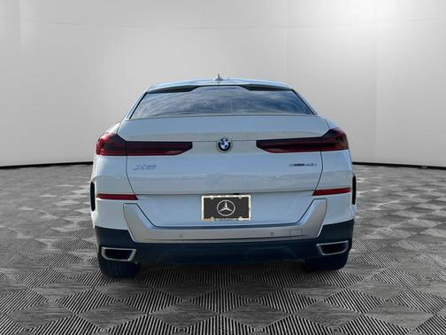2022 BMW X6 xDrive40i