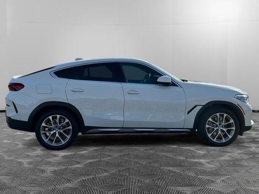 2022 BMW X6 xDrive40i