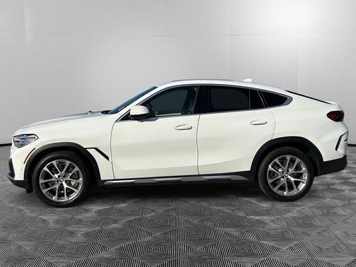 2022 BMW X6 xDrive40i