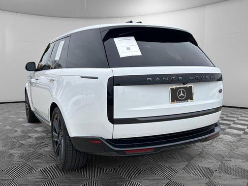 2023 Land Rover Range Rover P530 SE