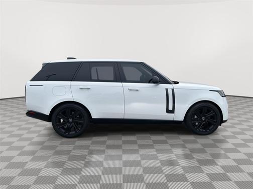 2023 Land Rover Range Rover P530 SE