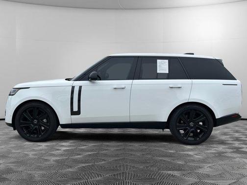 2023 Land Rover Range Rover P530 SE