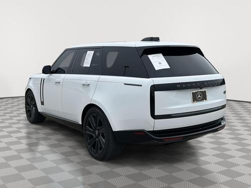 2023 Land Rover Range Rover P530 SE