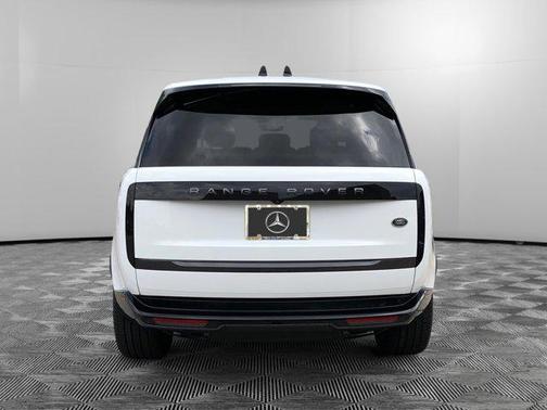 2023 Land Rover Range Rover P530 SE