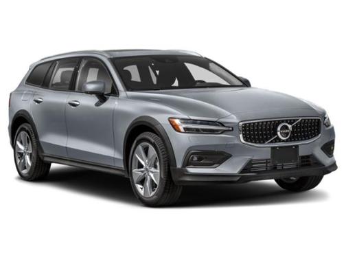 Crystal White Metallic 2022 Volvo V60 Cross Country T5