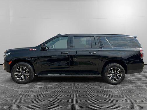 2022 Chevrolet Suburban 4WD Z71
