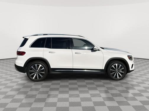 Polar White 2021 Mercedes-Benz GLB 250 4MATIC
