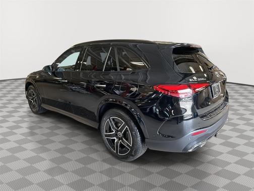 2026 Mercedes-Benz GLC 350e Base