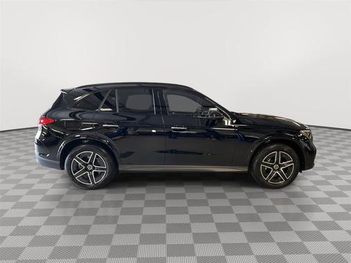 2026 Mercedes-Benz GLC 350e Base