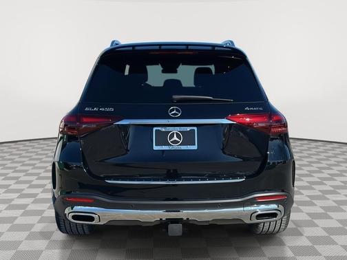 BLACK 2026 Mercedes-Benz GLE 450 4MATIC