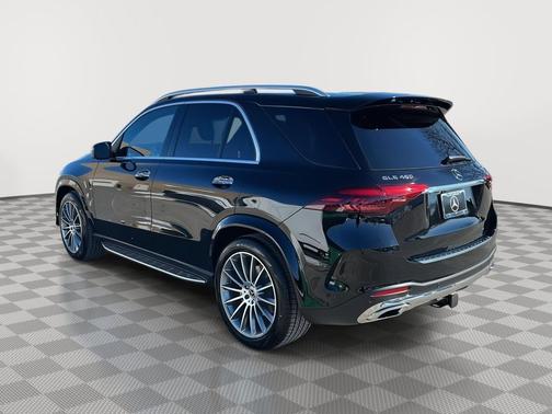 BLACK 2026 Mercedes-Benz GLE 450 4MATIC