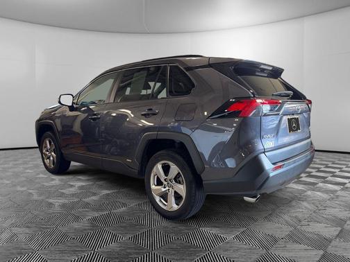 2021 Toyota RAV4 Hybrid XLE Premium