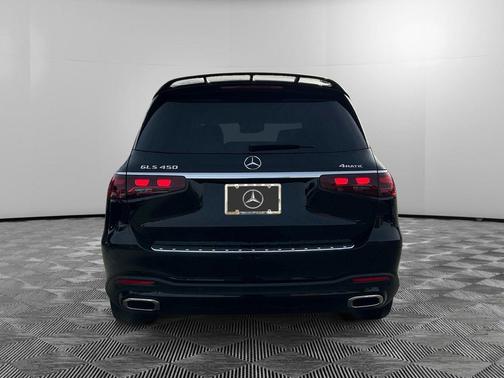 2026 Mercedes-Benz GLS 450 4MATIC