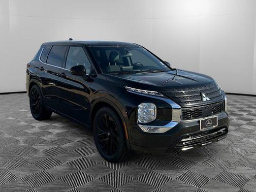 2022 Mitsubishi Outlander Black Edition S-AWC