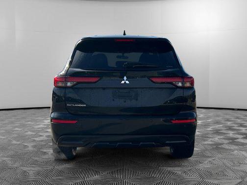 2022 Mitsubishi Outlander Black Edition S-AWC