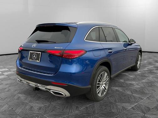 2026 Mercedes-Benz GLC 300 4MATIC