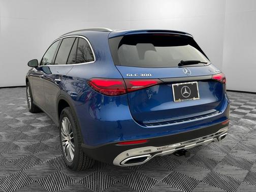 2026 Mercedes-Benz GLC 300 4MATIC