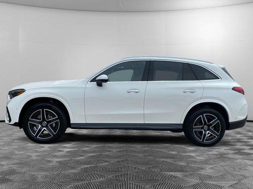 2025 Mercedes-Benz GLC 300 4MATIC