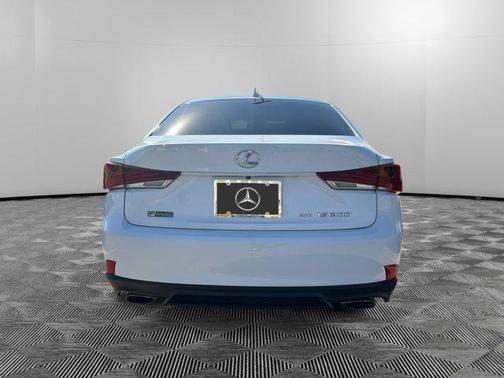 2018 Lexus IS 300 Base
