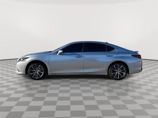 2025 Lexus ES 300h Base