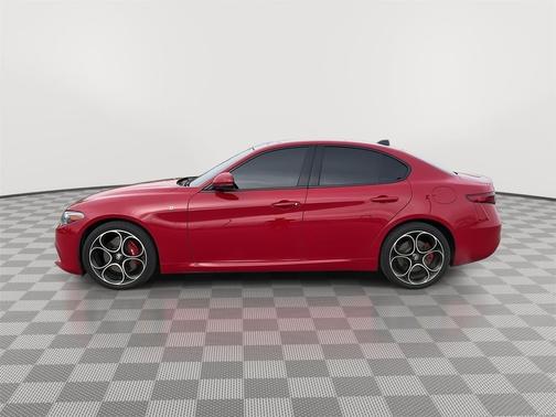 2022 Alfa Romeo Giulia Ti