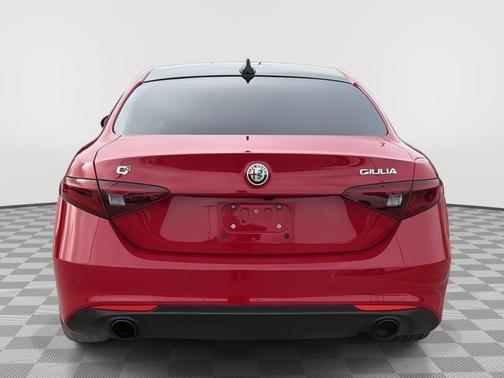 2022 Alfa Romeo Giulia Ti