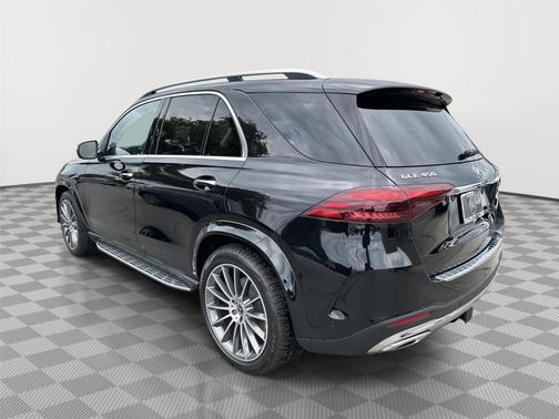 Obsidian Black Metallic 2026 Mercedes-Benz GLE 450 4MATIC