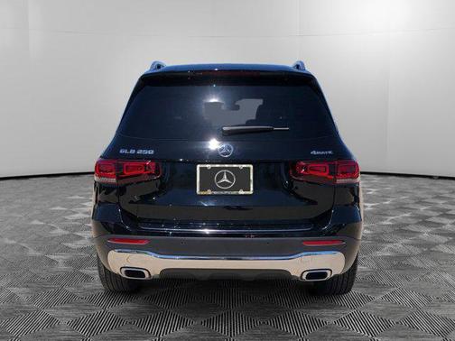 2022 Mercedes-Benz GLB 250 4MATIC