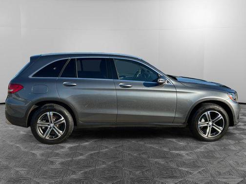 2017 Mercedes-Benz GLC 300 4MATIC