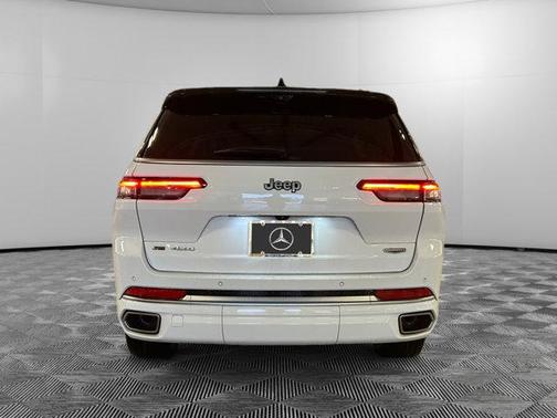 2023 Jeep Grand Cherokee L Summit Reserve