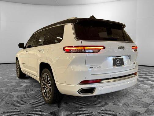 2023 Jeep Grand Cherokee L Summit Reserve