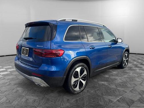 2024 Mercedes-Benz GLB 250 4MATIC