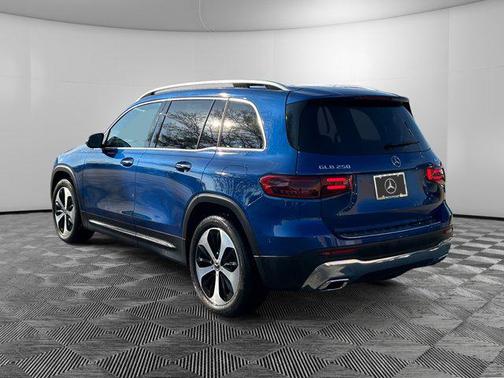 2024 Mercedes-Benz GLB 250 4MATIC