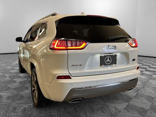 2019 Jeep Cherokee Overland