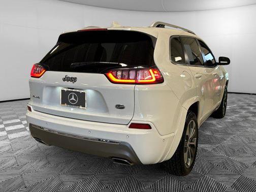 2019 Jeep Cherokee Overland