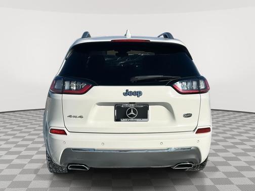 2019 Jeep Cherokee Overland