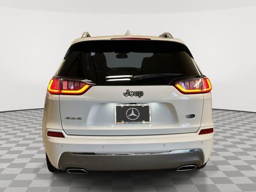 2019 Jeep Cherokee Overland